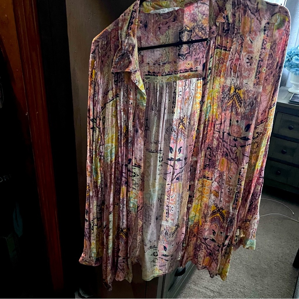 Lightweight beautiful top for summer